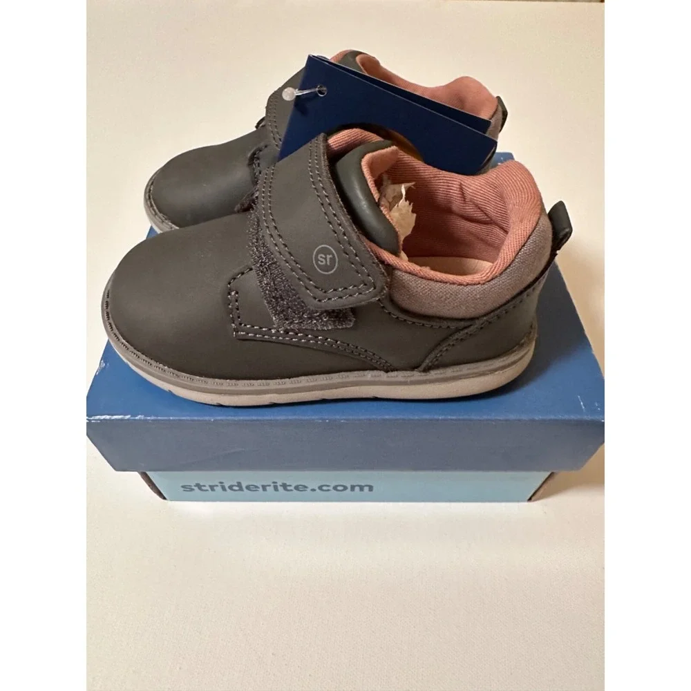Stride Rite Griffin Shoes in Grey Toddler 5.5M